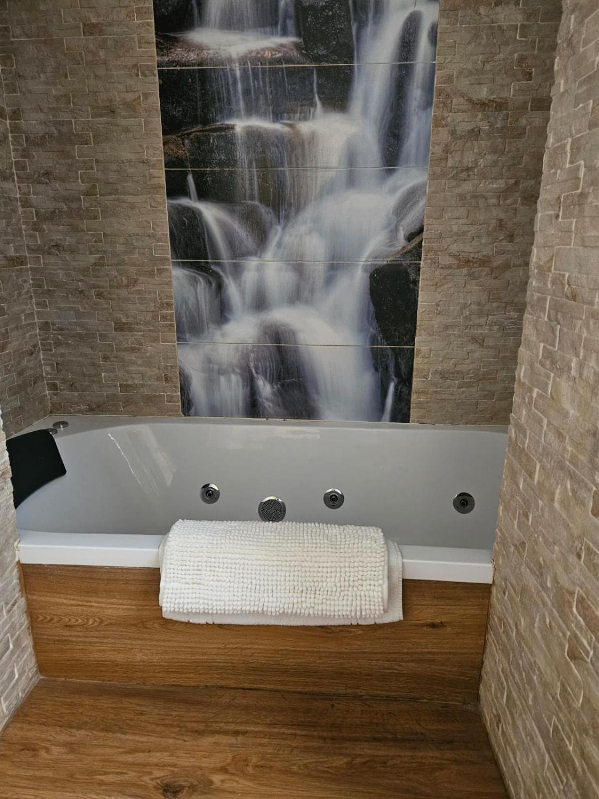 Appartement Family Luxury Argote à Séville Extérieur photo